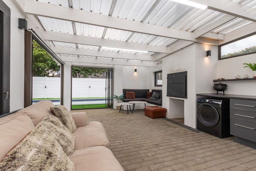 3 Bedroom Property for Sale in Plumstead Western Cape